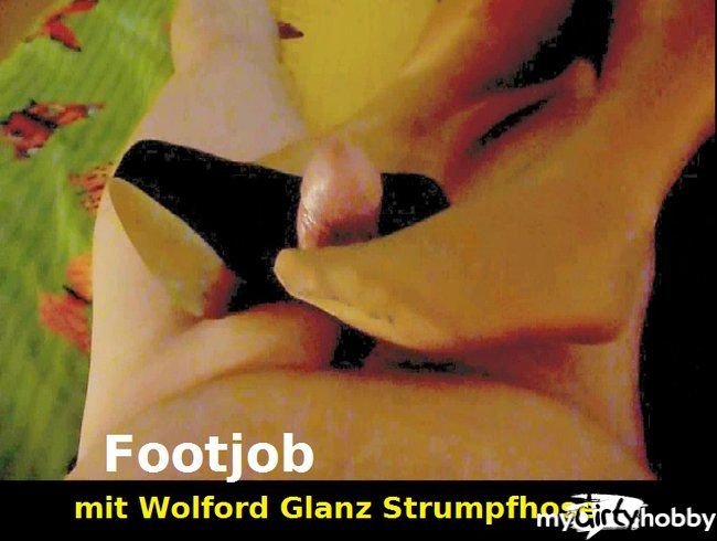 Footjob mit Wolford Strumpfhose