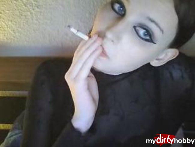 .:: Smoking Mistress ::.