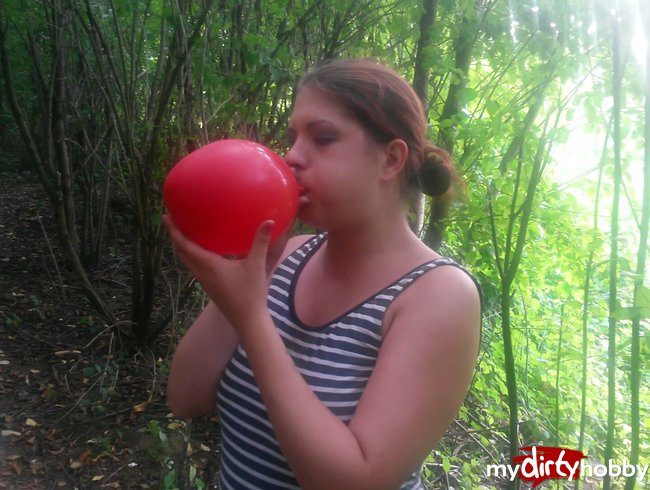 Looner Fetisch- Ballon aufblasen